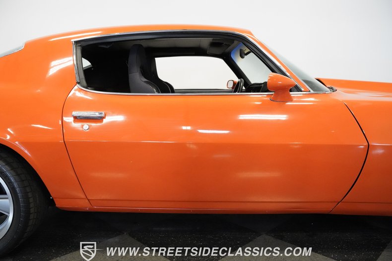 Unknown-Camaro-1970-Orange-Black-8