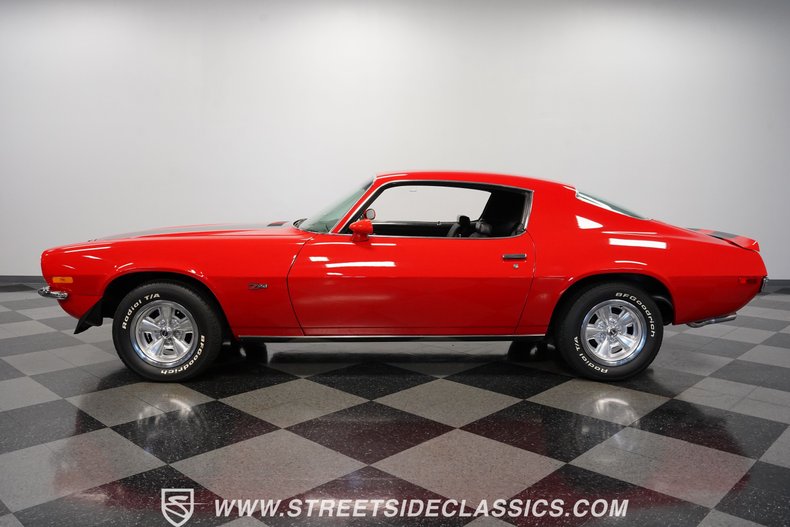 Unknown-Camaro-1970-Red-Black-1