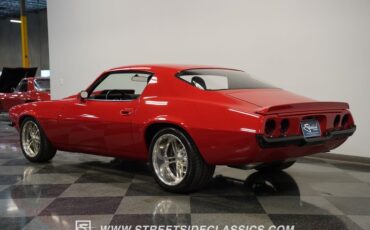 Unknown-Camaro-1970-Red-Black-10