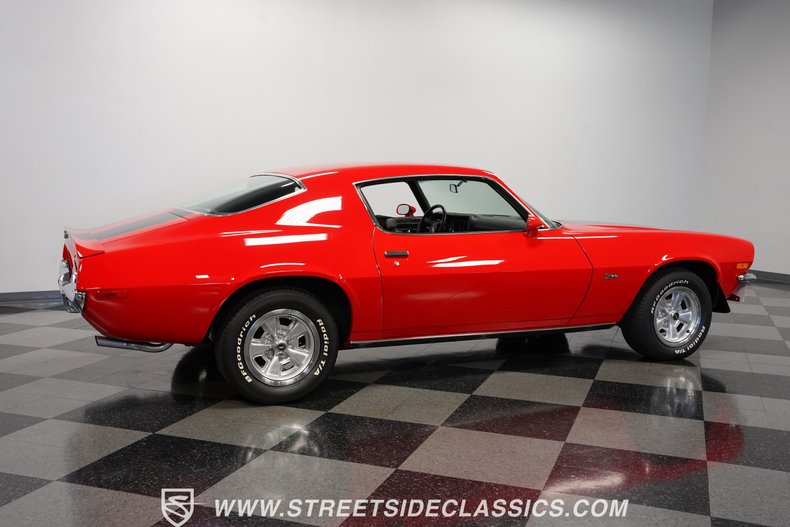 Unknown-Camaro-1970-Red-Black-12
