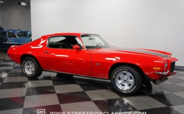 Unknown-Camaro-1970-Red-Black-15