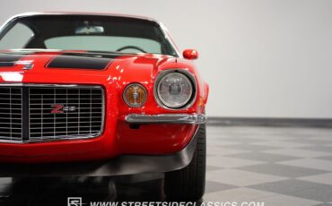 Unknown-Camaro-1970-Red-Black-20
