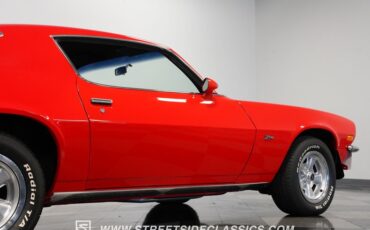 Unknown-Camaro-1970-Red-Black-28
