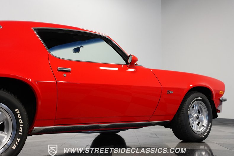 Unknown-Camaro-1970-Red-Black-28