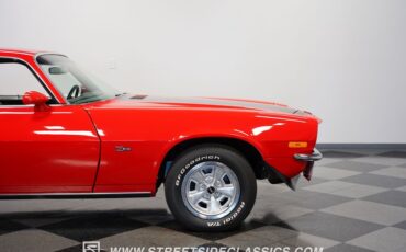 Unknown-Camaro-1970-Red-Black-30