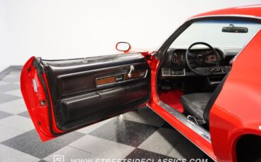 Unknown-Camaro-1970-Red-Black-36