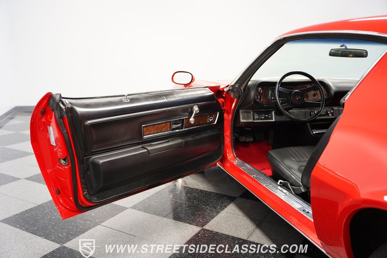 Unknown-Camaro-1970-Red-Black-36