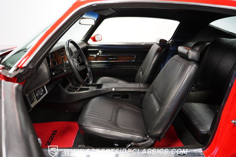 Unknown-Camaro-1970-Red-Black-38