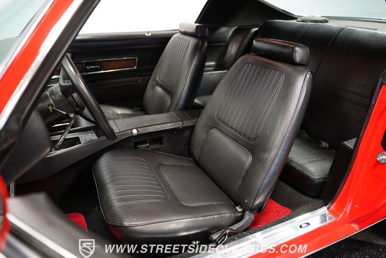 Unknown-Camaro-1970-Red-Black-43