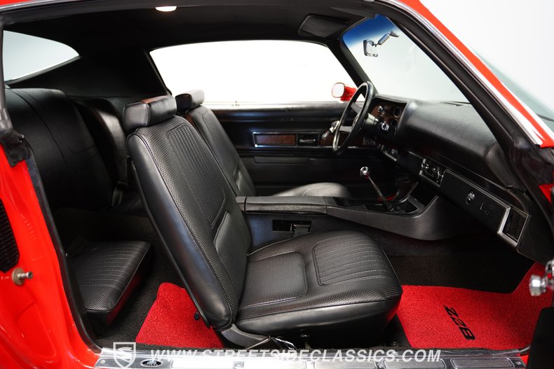 Unknown-Camaro-1970-Red-Black-45