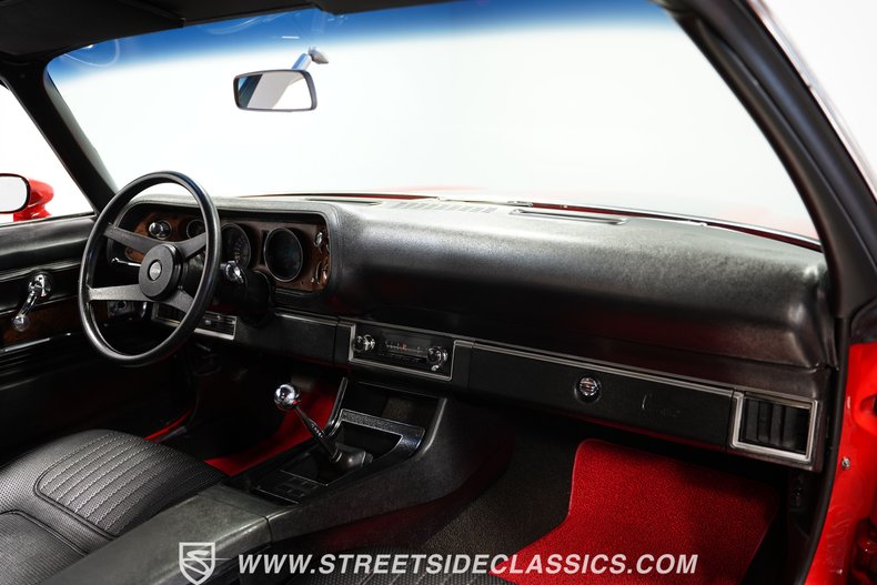 Unknown-Camaro-1970-Red-Black-46