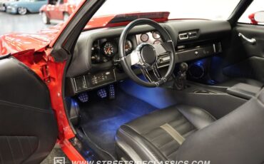 Unknown-Camaro-1970-Red-Black-7