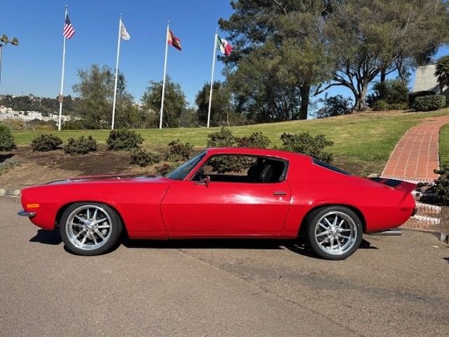 Unknown-Camaro-1970-Red-black-13