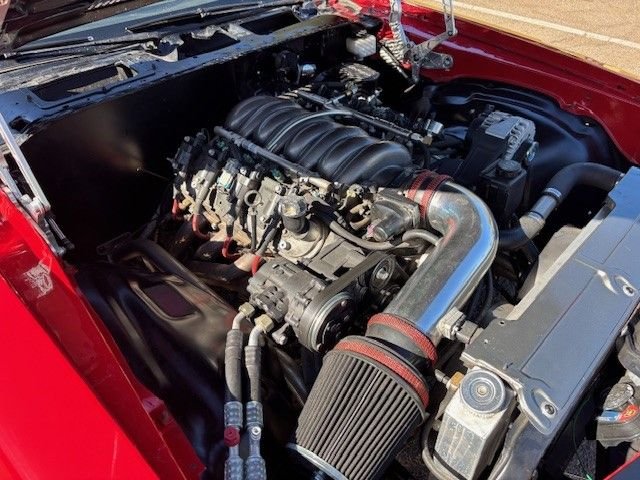 Unknown-Camaro-1970-Red-black-4