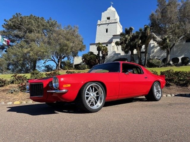 Unknown-Camaro-1970-Red-black