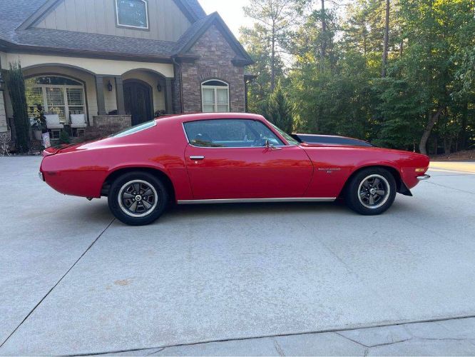Unknown-Camaro-1971-Red-Black-3