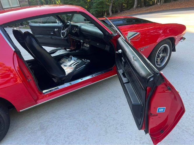 Unknown-Camaro-1971-Red-Black-5