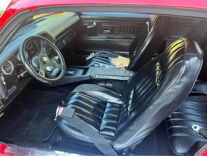 Unknown-Camaro-1971-Red-Black-9