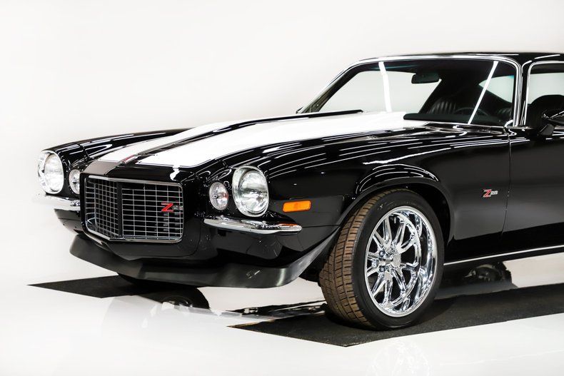 Unknown-Camaro-1971-Tuxedo-Black-Black-11