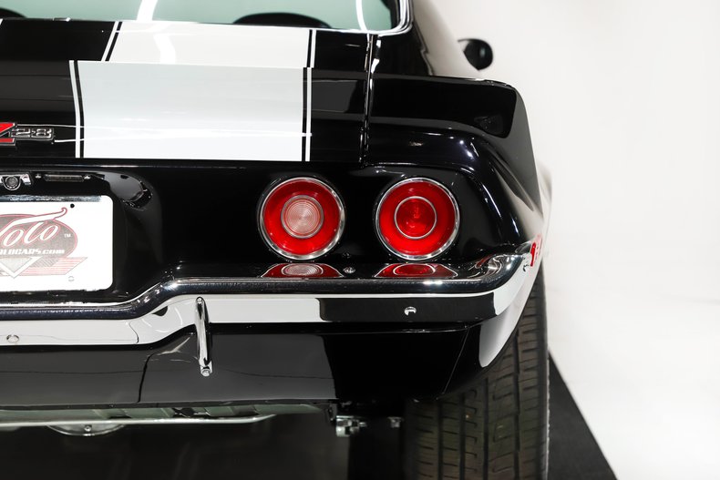 Unknown-Camaro-1971-Tuxedo-Black-Black-12