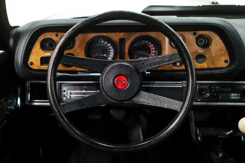 Unknown-Camaro-1971-Tuxedo-Black-Black-15