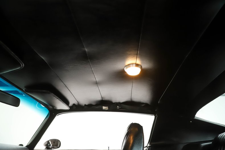 Unknown-Camaro-1971-Tuxedo-Black-Black-28