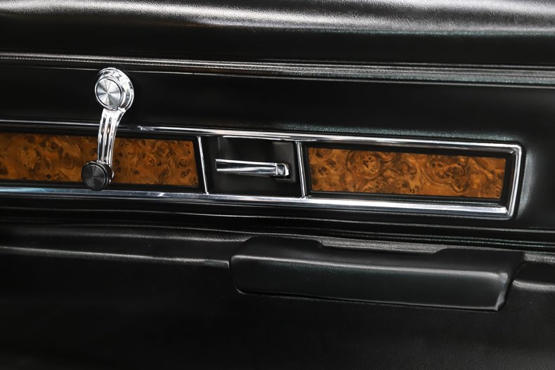 Unknown-Camaro-1971-Tuxedo-Black-Black-31