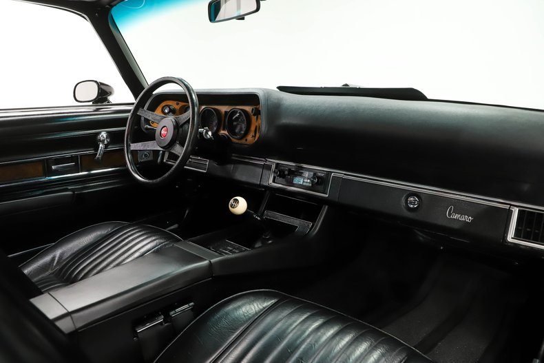 Unknown-Camaro-1971-Tuxedo-Black-Black-34