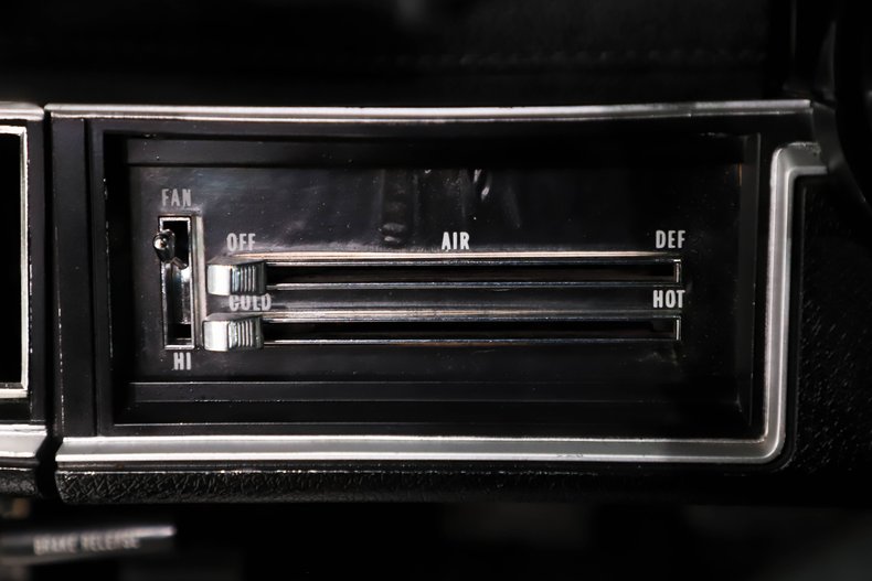 Unknown-Camaro-1971-Tuxedo-Black-Black-49
