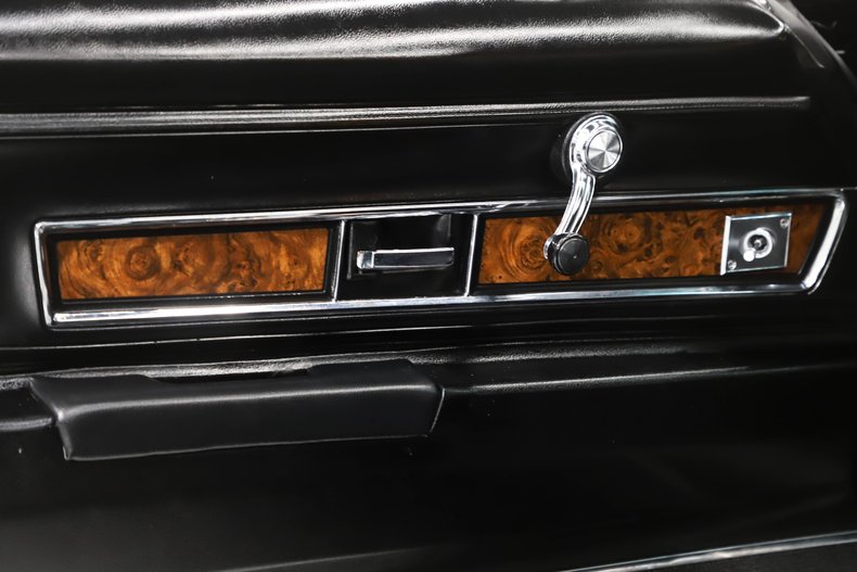 Unknown-Camaro-1971-Tuxedo-Black-Black-9