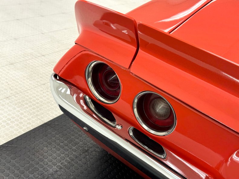 Unknown-Camaro-1972-Flame-Orange-Black-17