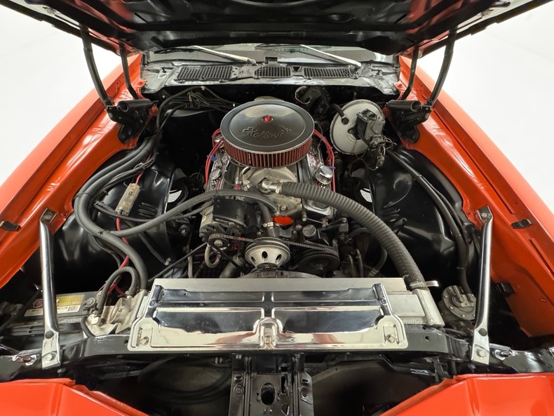 Unknown-Camaro-1972-Flame-Orange-Black-21