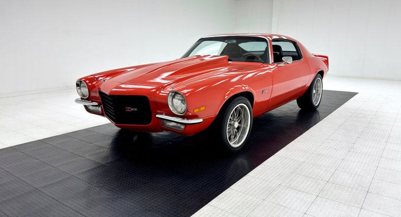 Unknown-Camaro-1972-Flame-Orange-Black-4