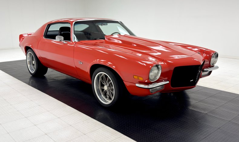 Unknown-Camaro-1972-Flame-Orange-Black-7