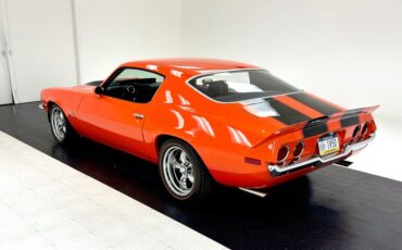 Unknown-Camaro-1972-Hugger-Orange-Black-1