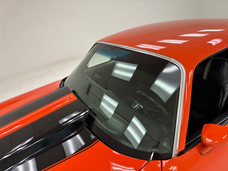 Unknown-Camaro-1972-Hugger-Orange-Black-22