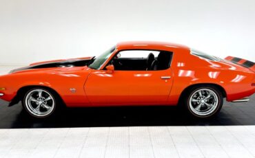 Unknown-Camaro-1972-Hugger-Orange-Black