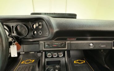 Unknown-Camaro-1972-Hugger-Orange-Black-9