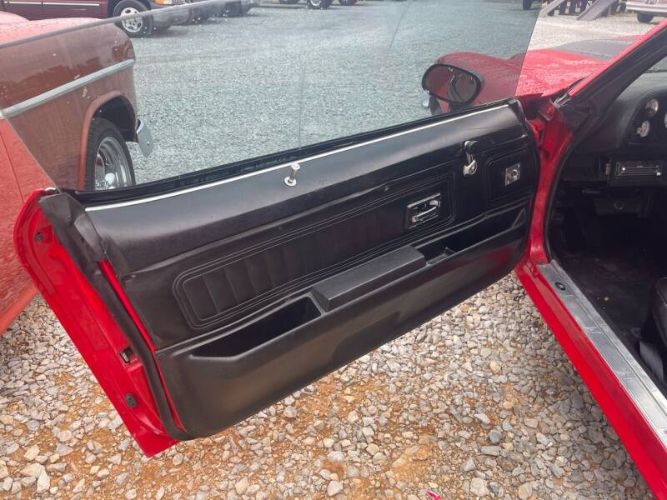 Unknown-Camaro-1972-Red-Black-2