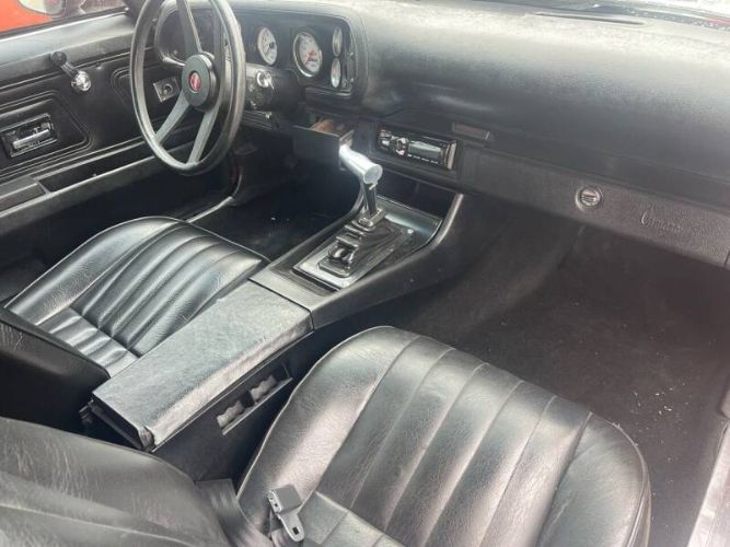 Unknown-Camaro-1972-Red-Black-3
