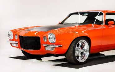 Unknown-Camaro-1973-Flame-Orange-Black-Leather-19