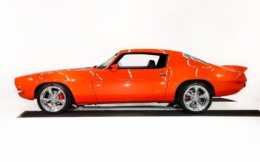 Unknown-Camaro-1973-Flame-Orange-Black-Leather-44