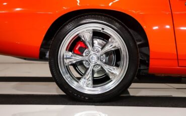 Unknown-Camaro-1973-Flame-Orange-Black-Leather-48