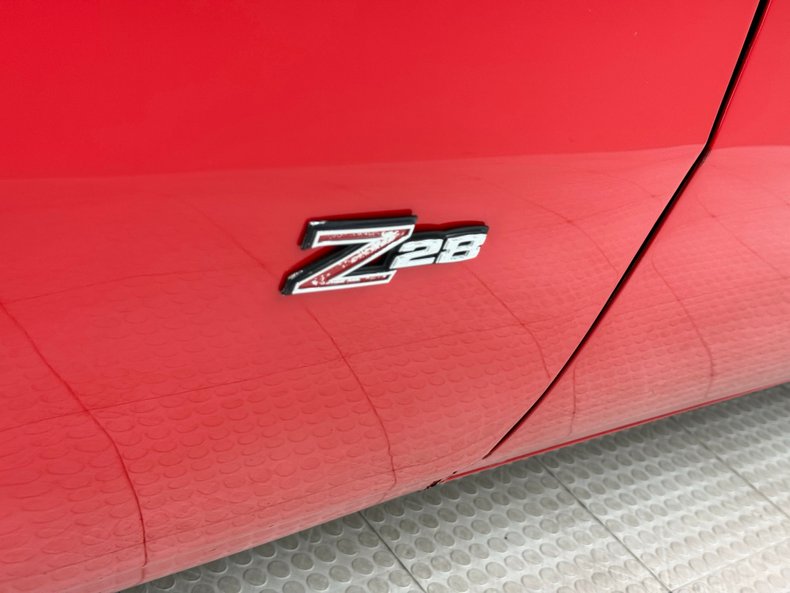 Unknown-Camaro-1973-Rally-Red-Black-13
