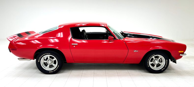 Unknown-Camaro-1973-Rally-Red-Black-7