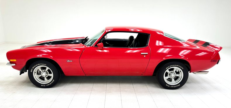 Unknown-Camaro-1973-Rally-Red-Black