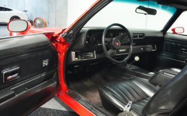 Unknown-Camaro-1973-Red-Black-1