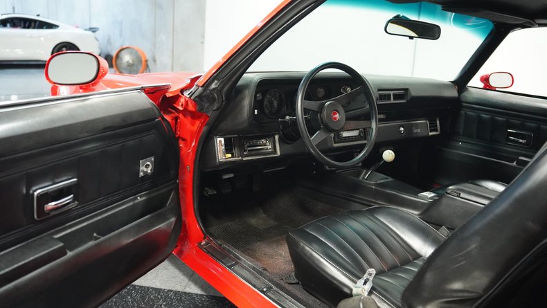 Unknown-Camaro-1973-Red-Black-1