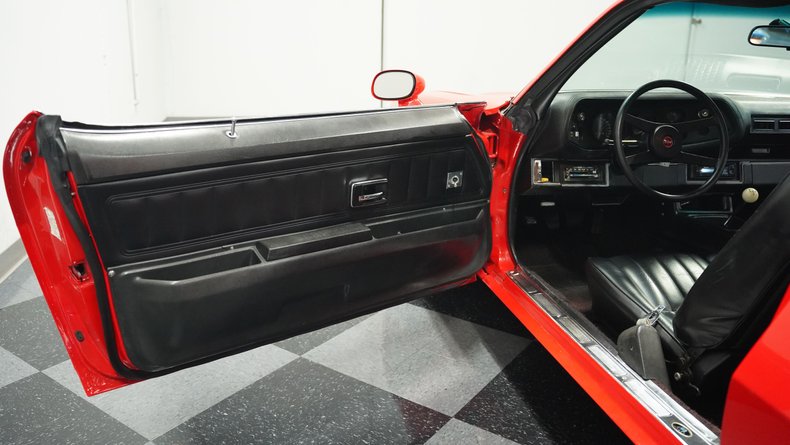 Unknown-Camaro-1973-Red-Black-34