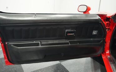 Unknown-Camaro-1973-Red-Black-35